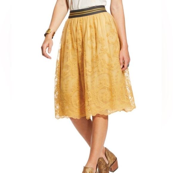 Ariat Women's Lace Overlay Midi Stevie
Skirt Gold Dust Size XS - Picture 1 of 12